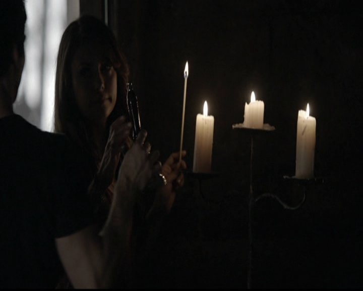 VampireDiariesWorld-dot-org_5x04ForWhomtheBellTolls0612.jpg VampireDiariesWorld-dot-org_5x04ForWhomtheBellTolls0612.jpg