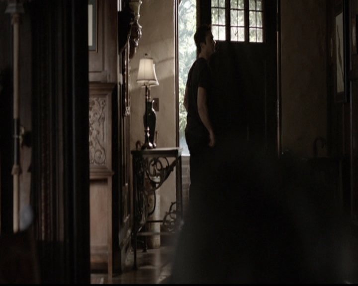 VampireDiariesWorld-dot-org_5x04ForWhomtheBellTolls0997.jpg