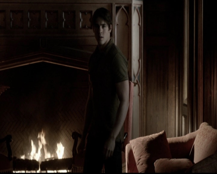 VampireDiariesWorld-dot-org_5x04ForWhomtheBellTolls1001.jpg