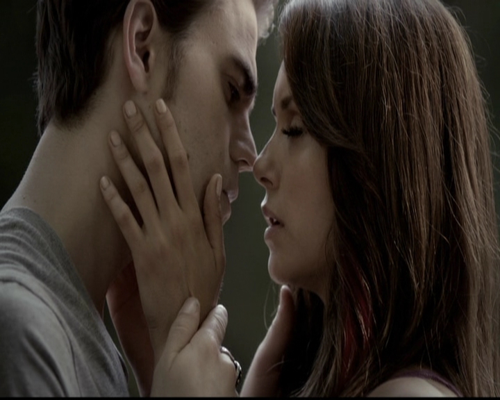 VampireDiariesWorld-dot-org_5x04ForWhomtheBellTolls1210.jpg