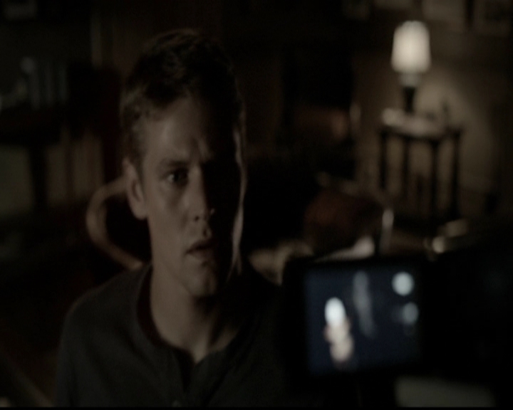 VampireDiariesWorld-dot-org_5x04ForWhomtheBellTolls1278.jpg