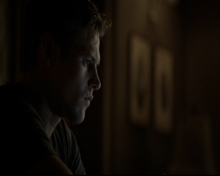 VampireDiariesWorld-dot-org_5x04ForWhomtheBellTolls1286.jpg