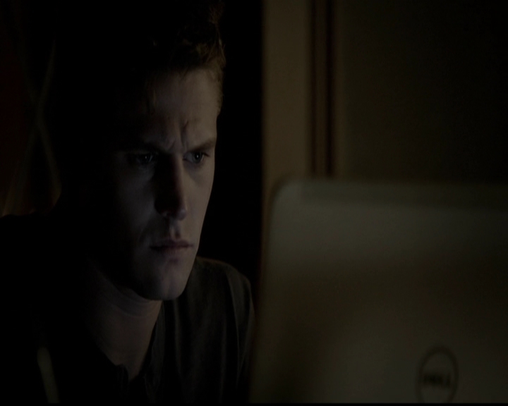 VampireDiariesWorld-dot-org_5x04ForWhomtheBellTolls1295.jpg