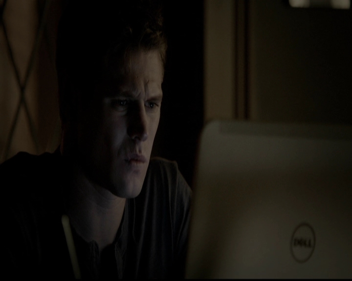 VampireDiariesWorld-dot-org_5x04ForWhomtheBellTolls1307.jpg