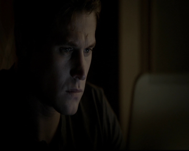 VampireDiariesWorld-dot-org_5x04ForWhomtheBellTolls1339.jpg