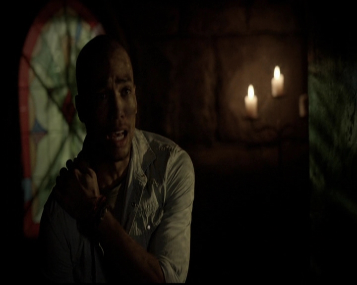 VampireDiariesWorld-dot-org_5x04ForWhomtheBellTolls1488.jpg