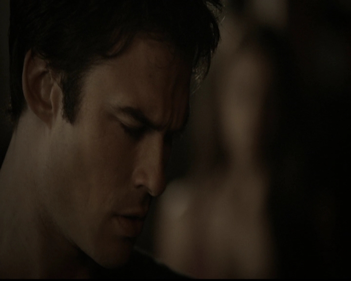 VampireDiariesWorld-dot-org_5x04ForWhomtheBellTolls1669.jpg