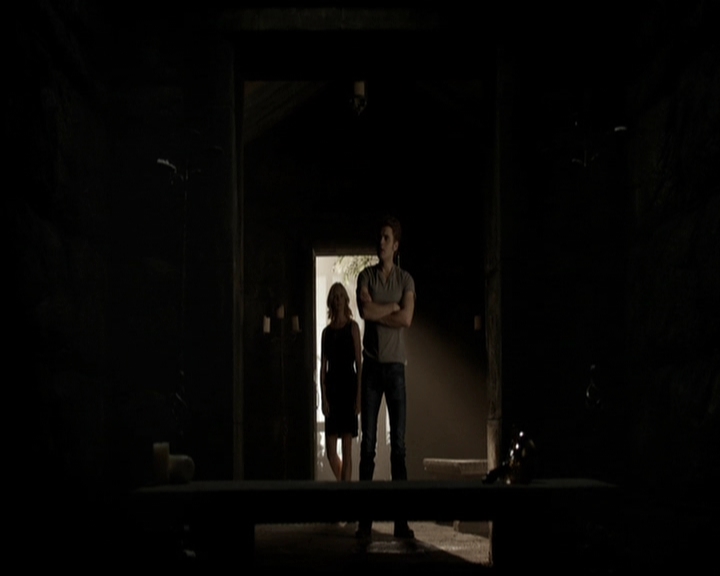 VampireDiariesWorld-dot-org_5x04ForWhomtheBellTolls1709.jpg