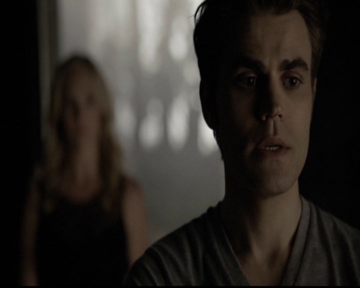 VampireDiariesWorld-dot-org_5x04ForWhomtheBellTolls1716.jpg