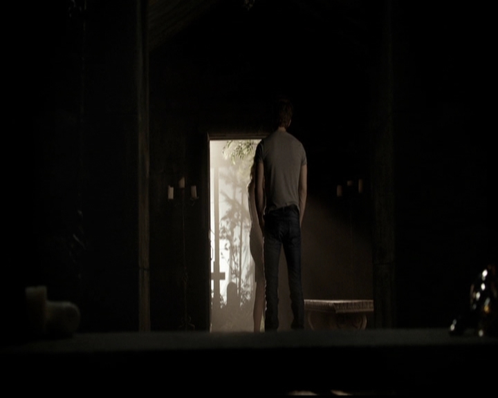 VampireDiariesWorld-dot-org_5x04ForWhomtheBellTolls1774.jpg