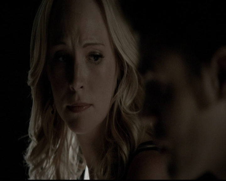 VampireDiariesWorld-dot-org_5x04ForWhomtheBellTolls1833.jpg