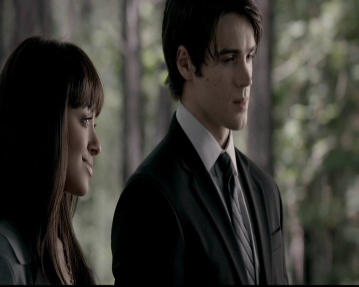 VampireDiariesWorld-dot-org_5x04ForWhomtheBellTolls2200.jpg