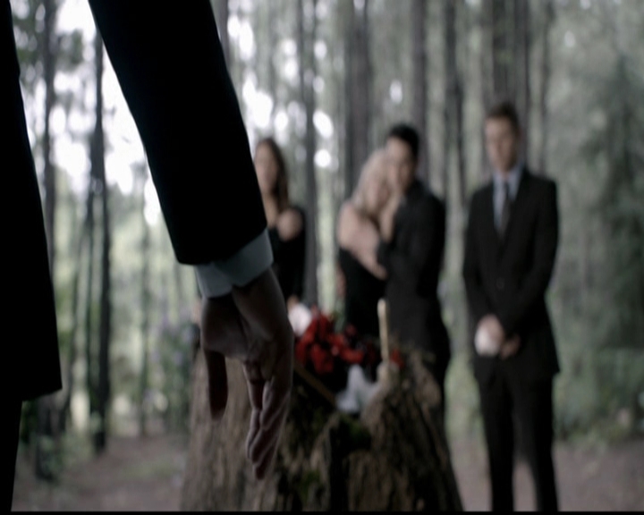 VampireDiariesWorld-dot-org_5x04ForWhomtheBellTolls2203.jpg