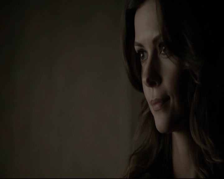 VampireDiariesWorld-dot-org_5x05MontersBall-deletedscenes2419.jpg