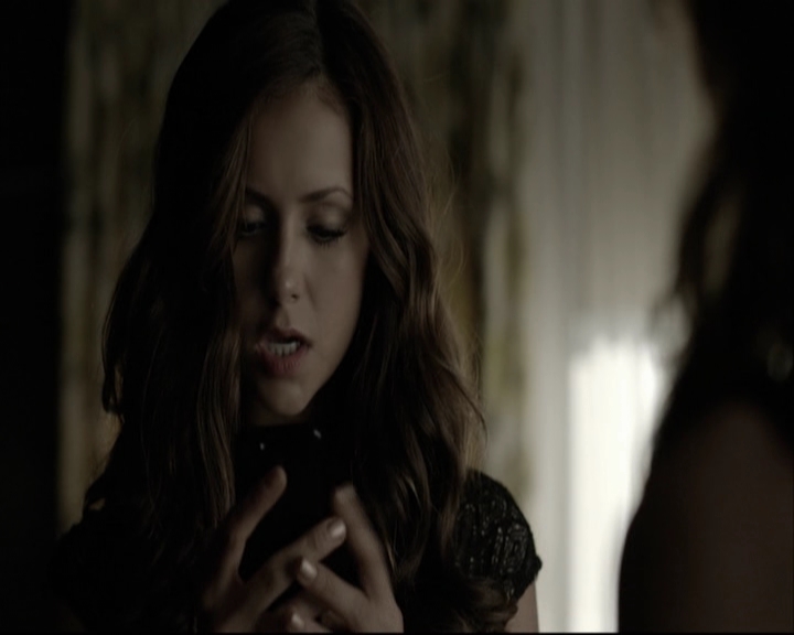 VampireDiariesWorld-dot-org_5x05MontersBall-deletedscenes2424.jpg