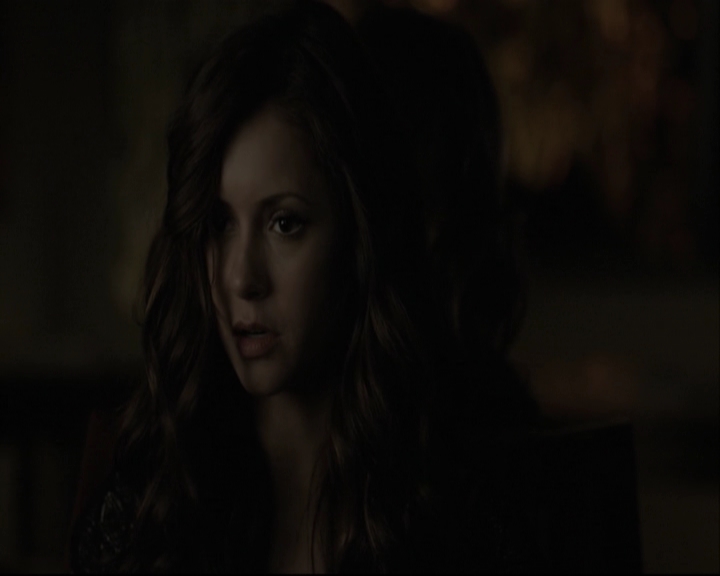 VampireDiariesWorld-dot-org_5x05MontersBall-deletedscenes2542.jpg