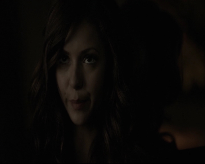 VampireDiariesWorld-dot-org_5x05MontersBall-deletedscenes2560.jpg