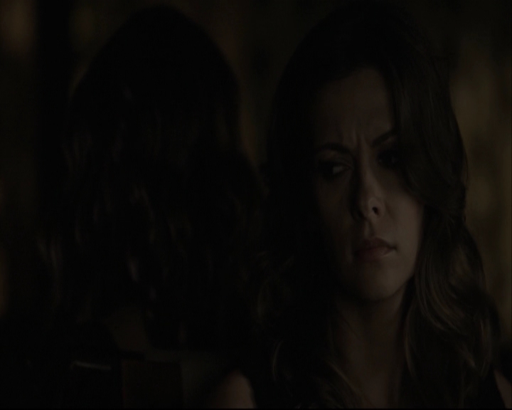 VampireDiariesWorld-dot-org_5x05MontersBall-deletedscenes2570.jpg