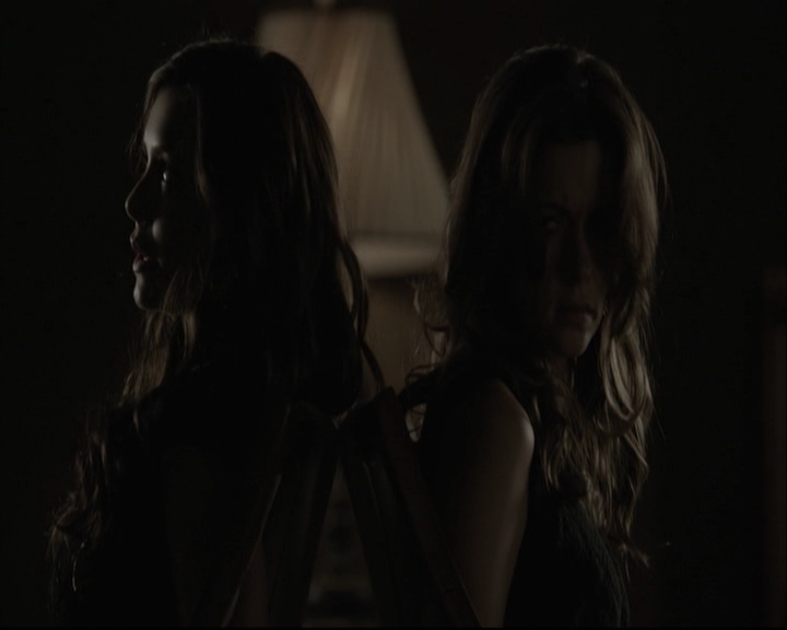 VampireDiariesWorld-dot-org_5x05MontersBall-deletedscenes2585.jpg