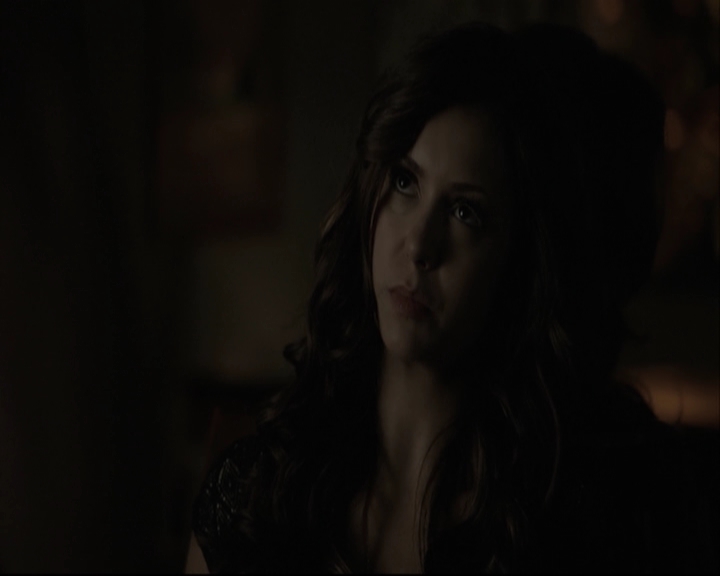 VampireDiariesWorld-dot-org_5x05MontersBall-deletedscenes2588.jpg