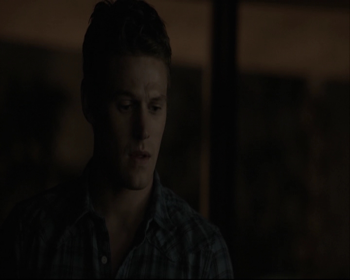 VampireDiariesWorld-dot-org_5x05MontersBall-deletedscenes2591.jpg