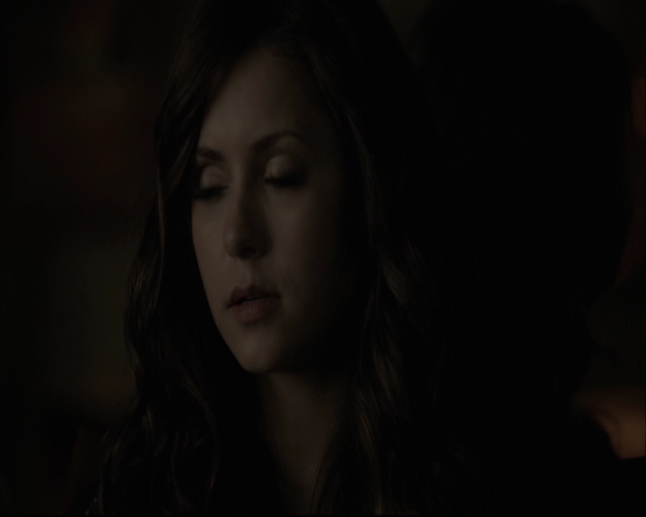 VampireDiariesWorld-dot-org_5x05MontersBall-deletedscenes2594.jpg