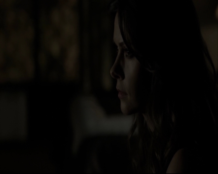 VampireDiariesWorld-dot-org_5x05MontersBall-deletedscenes2607.jpg