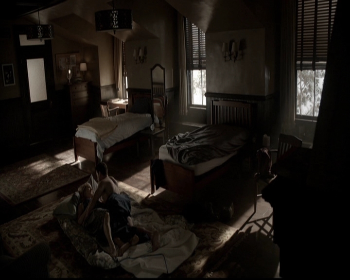 VampireDiariesWorld-dot-org_5x05MontersBall0249.jpg