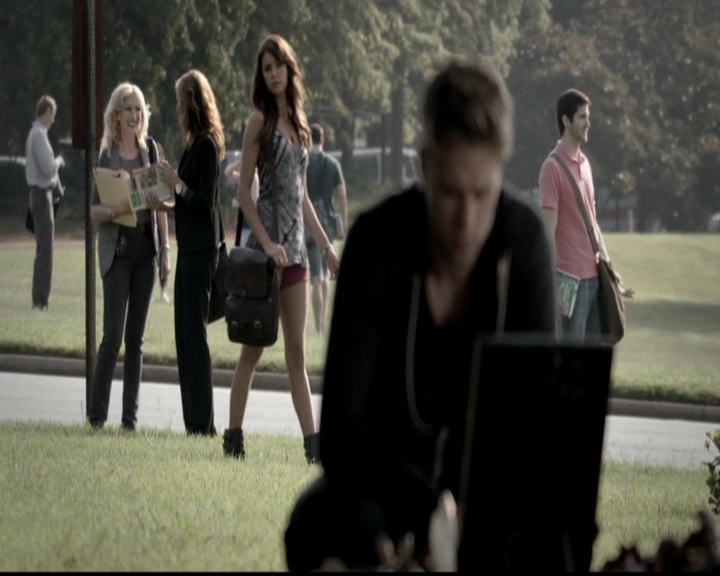 VampireDiariesWorld-dot-org_5x05MontersBall0306.jpg