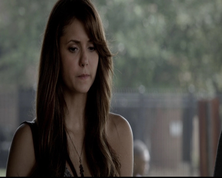 VampireDiariesWorld-dot-org_5x05MontersBall0354.jpg