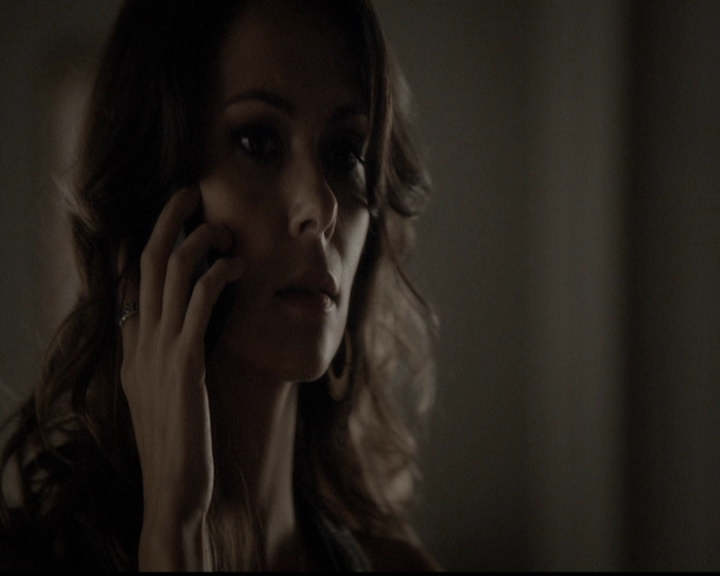 VampireDiariesWorld-dot-org_5x05MontersBall0390.jpg