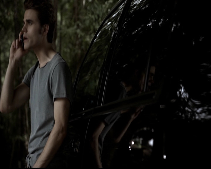 VampireDiariesWorld-dot-org_5x05MontersBall0402.jpg