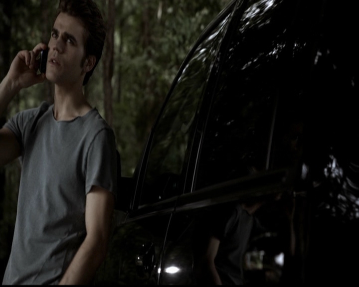 VampireDiariesWorld-dot-org_5x05MontersBall0403.jpg