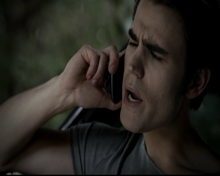 VampireDiariesWorld-dot-org_5x05MontersBall0423.jpg