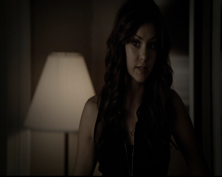 VampireDiariesWorld-dot-org_5x05MontersBall0449.jpg