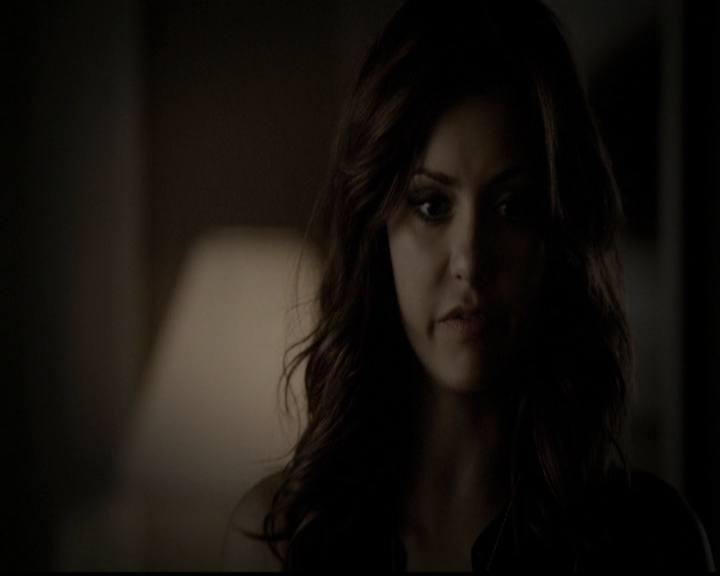 VampireDiariesWorld-dot-org_5x05MontersBall0451.jpg