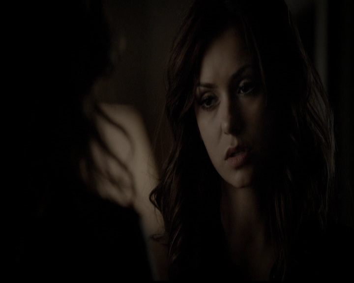 VampireDiariesWorld-dot-org_5x05MontersBall0465.jpg