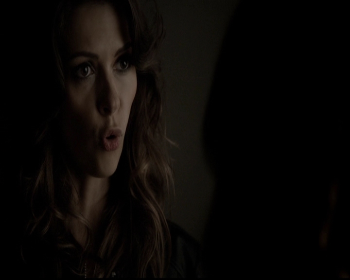 VampireDiariesWorld-dot-org_5x05MontersBall0467.jpg