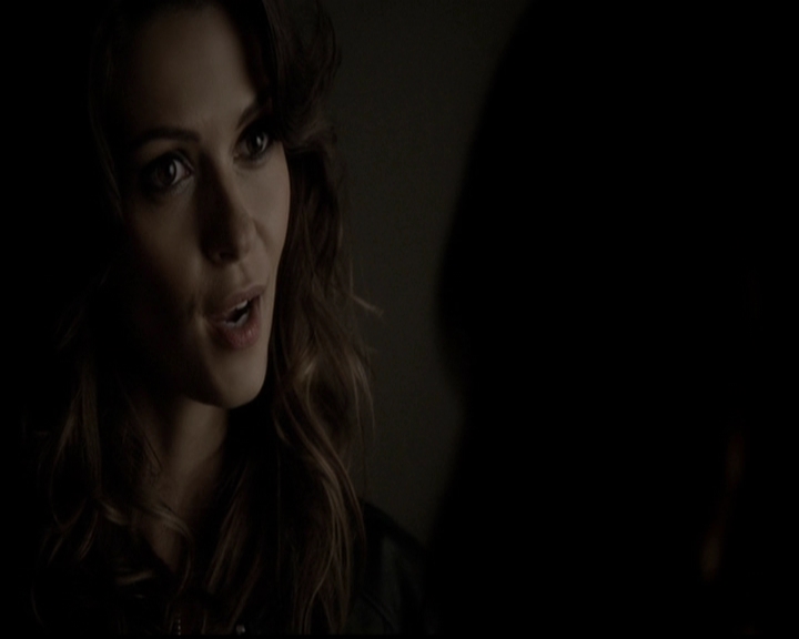 VampireDiariesWorld-dot-org_5x05MontersBall0473.jpg