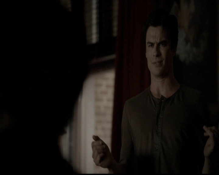 VampireDiariesWorld-dot-org_5x05MontersBall0496.jpg