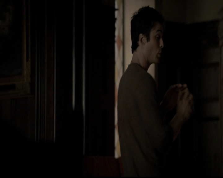 VampireDiariesWorld-dot-org_5x05MontersBall0500.jpg