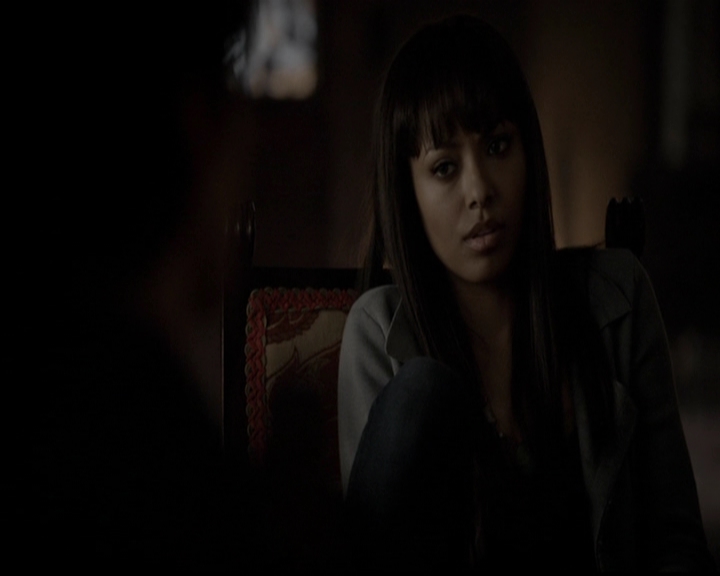 VampireDiariesWorld-dot-org_5x05MontersBall0507.jpg