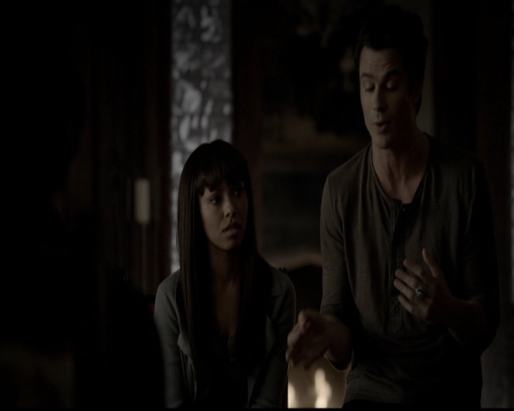 VampireDiariesWorld-dot-org_5x05MontersBall0622.jpg