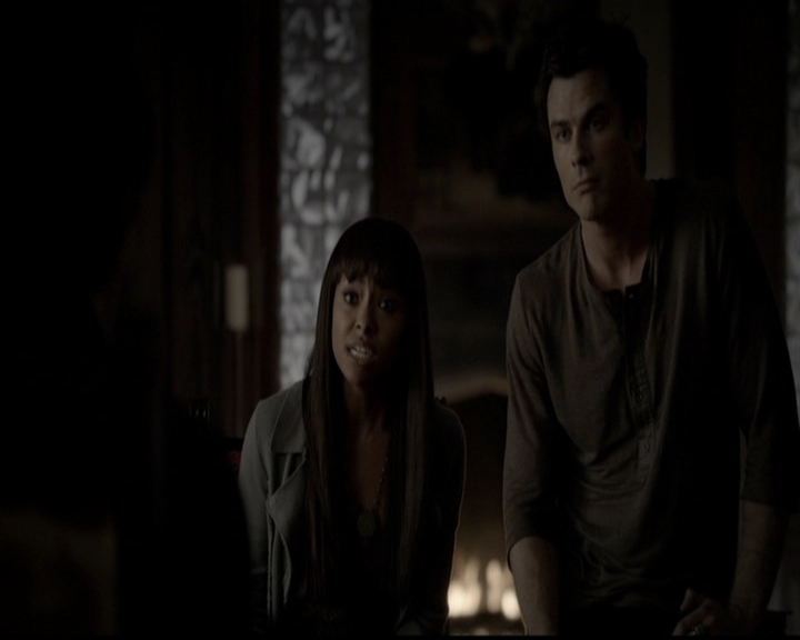 VampireDiariesWorld-dot-org_5x05MontersBall0644.jpg