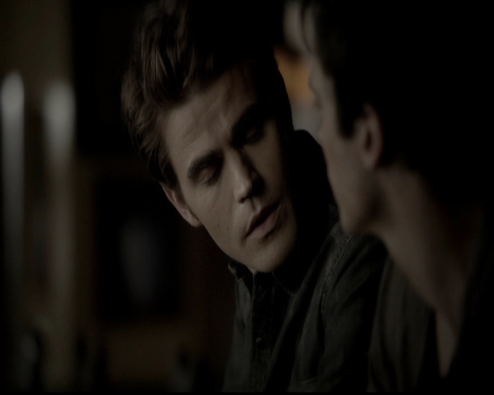 VampireDiariesWorld-dot-org_5x05MontersBall0652.jpg