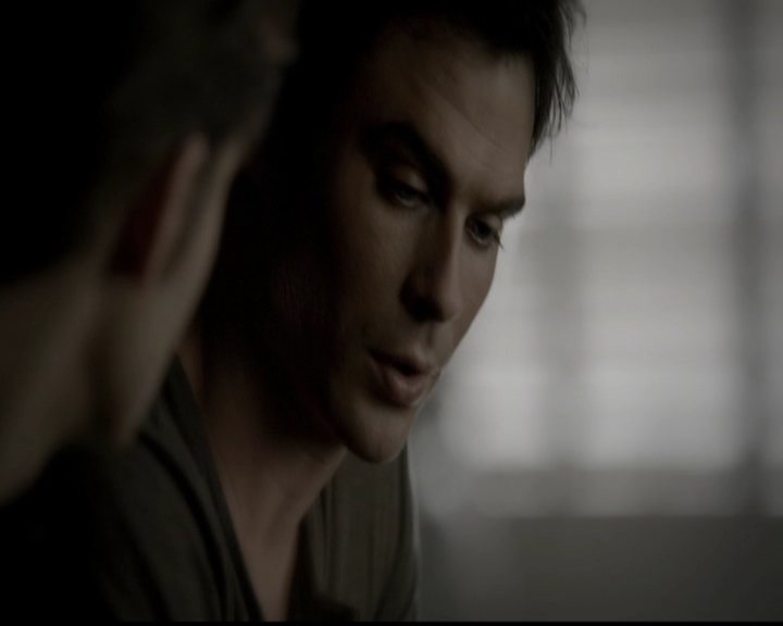 VampireDiariesWorld-dot-org_5x05MontersBall0655.jpg