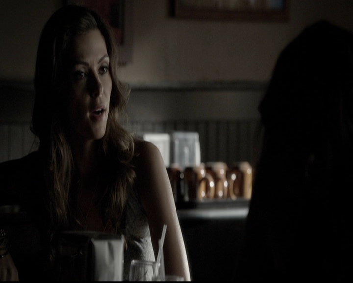 VampireDiariesWorld-dot-org_5x05MontersBall0669.jpg