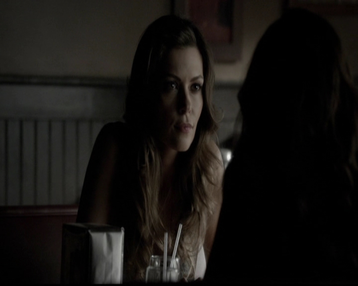 VampireDiariesWorld-dot-org_5x05MontersBall0687.jpg