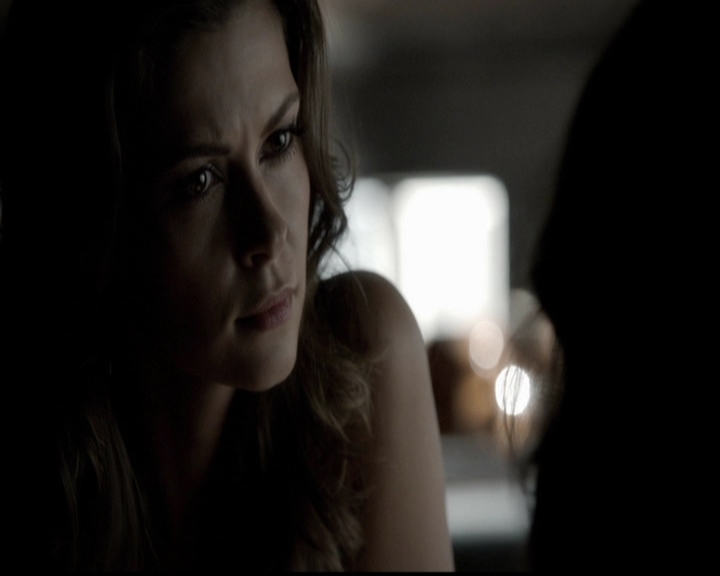 VampireDiariesWorld-dot-org_5x05MontersBall0702.jpg