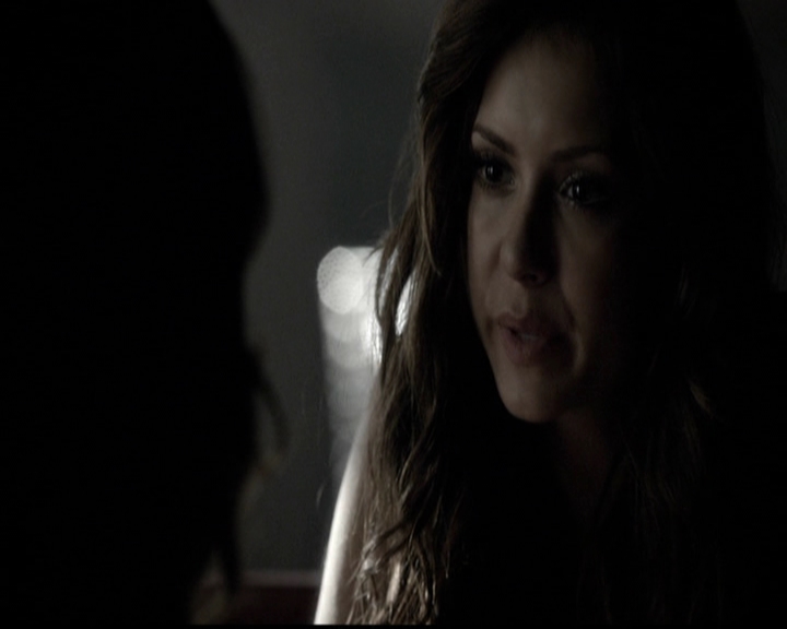 VampireDiariesWorld-dot-org_5x05MontersBall0709.jpg